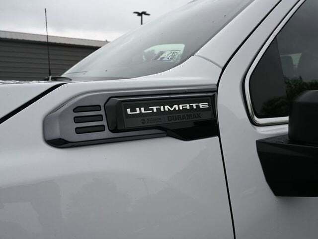 2025 GMC Sierra 2500HD 4WD Crew Cab Standard Bed Denali Ultimate