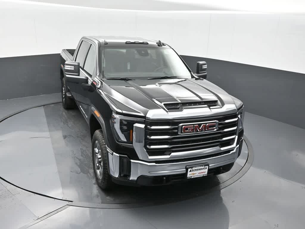 2025 GMC Sierra 2500HD 4WD Crew Cab Standard Bed SLE