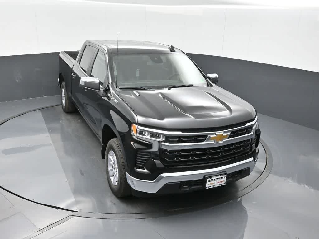 2026 Chevrolet Silverado 1500 4WD Crew Cab Standard Bed LT