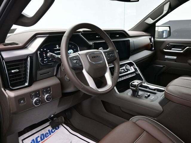 2025 GMC Sierra 1500 4WD Crew Cab Short Box Denali