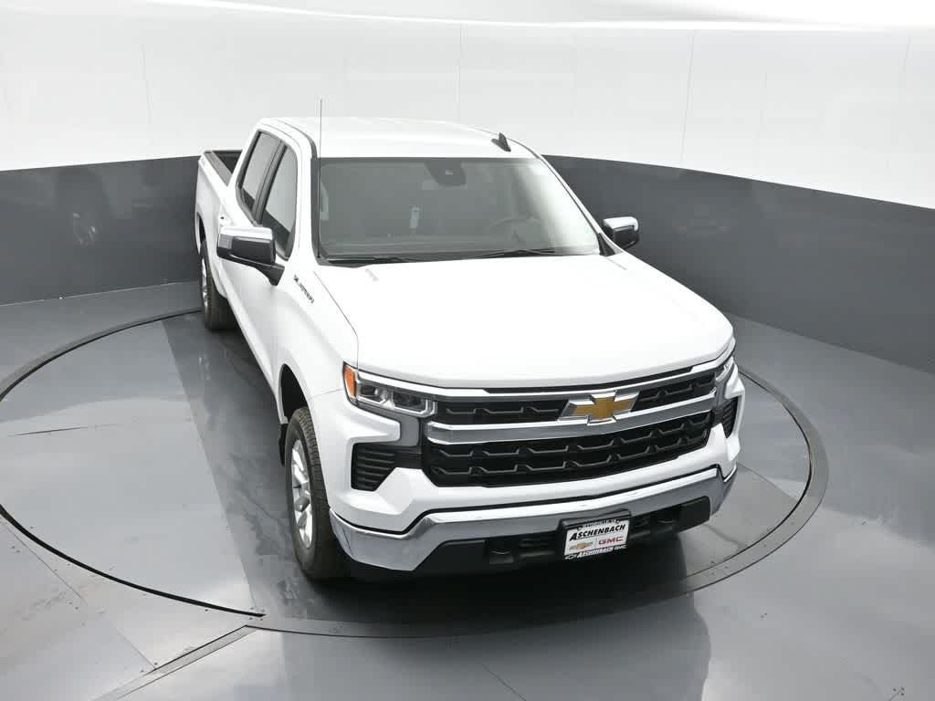 2026 Chevrolet Silverado 1500 4WD Crew Cab Standard Bed LT