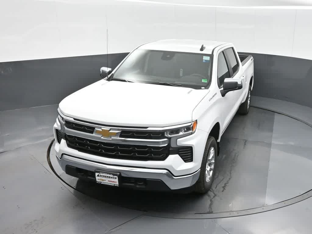 2026 Chevrolet Silverado 1500 4WD Crew Cab Standard Bed LT