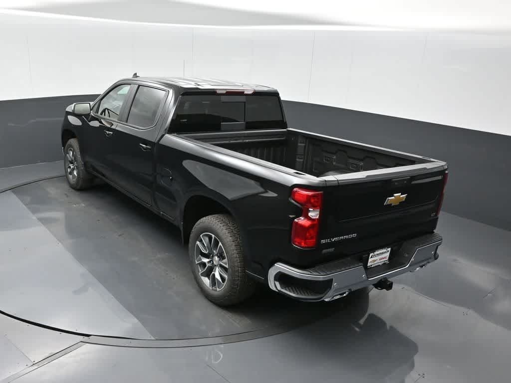 2026 Chevrolet Silverado 1500 4WD Crew Cab Standard Bed LT