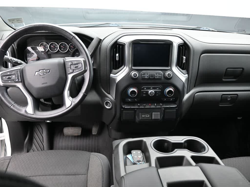 2020 Chevrolet Silverado 1500 4WD Crew Cab Short Bed RST