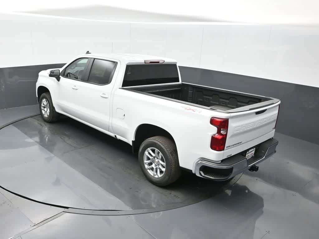2026 Chevrolet Silverado 1500 4WD Crew Cab Standard Bed LT
