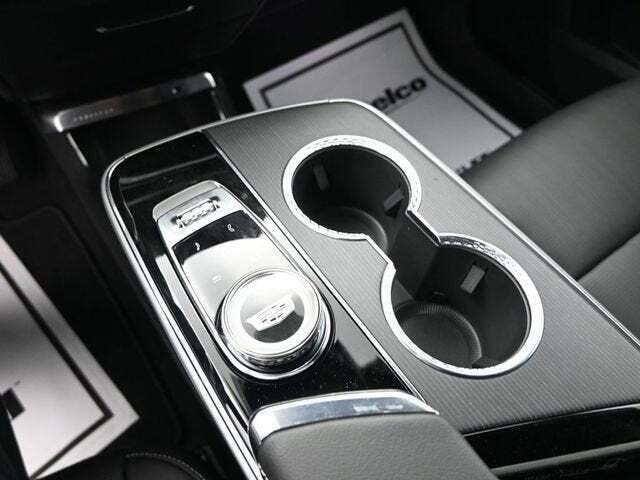 2025 Cadillac LYRIQ Luxury w/1SC