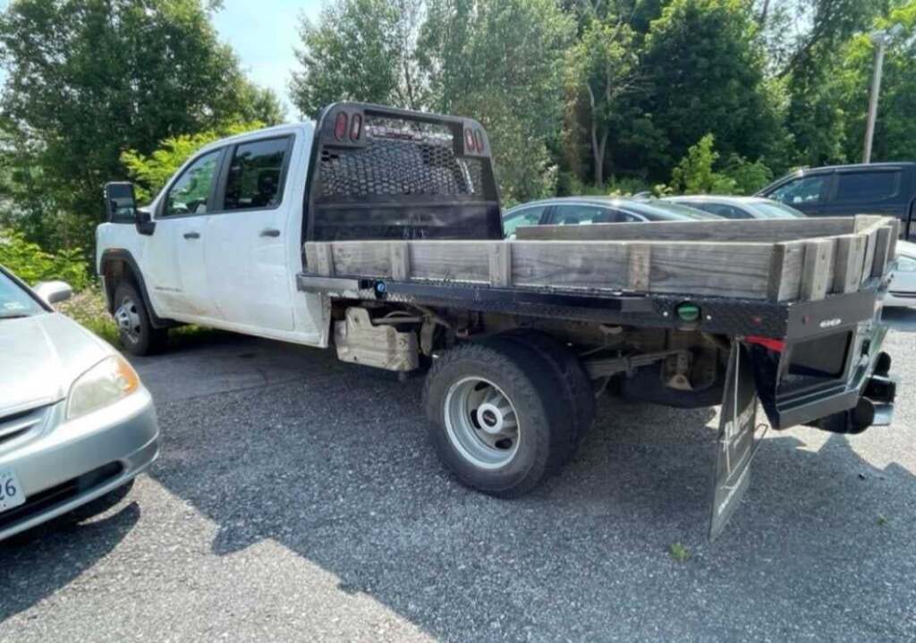 2021 GMC Sierra 3500HD Chassis 