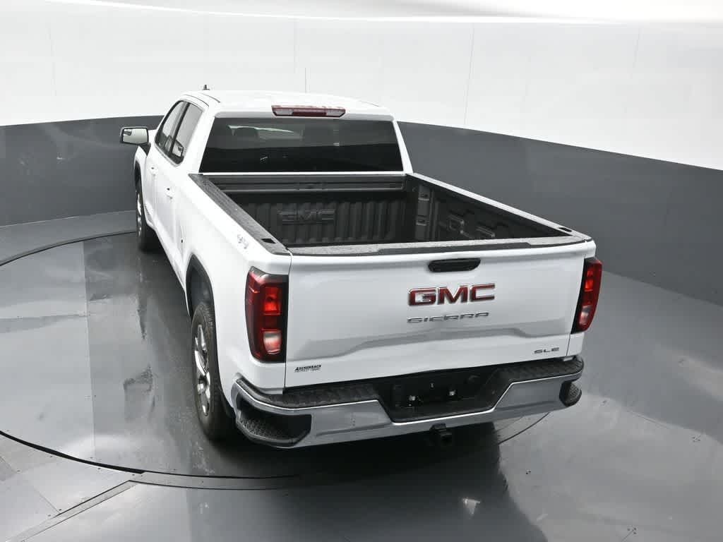 2025 GMC Sierra 1500 4WD Crew Cab Standard Box SLE