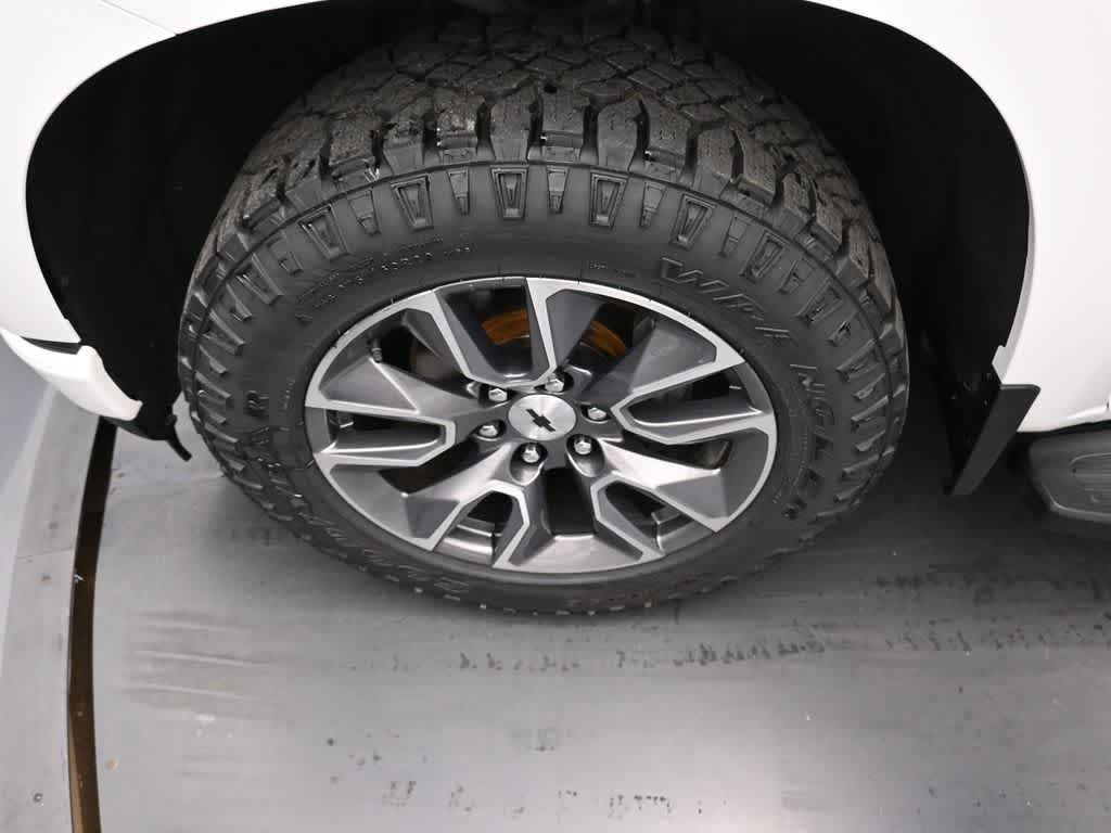 2020 Chevrolet Silverado 1500 4WD Crew Cab Short Bed RST