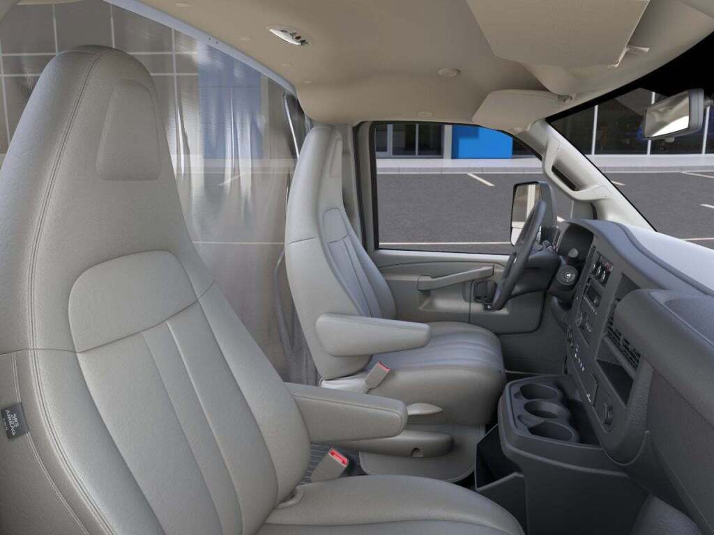 2025 Chevrolet Express Cutaway Work Van