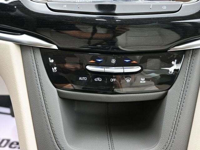 2025 Cadillac XT6 FWD Premium Luxury