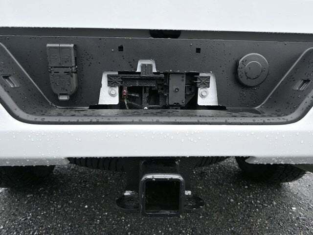 2025 GMC Sierra 2500HD 4WD Crew Cab Standard Bed AT4