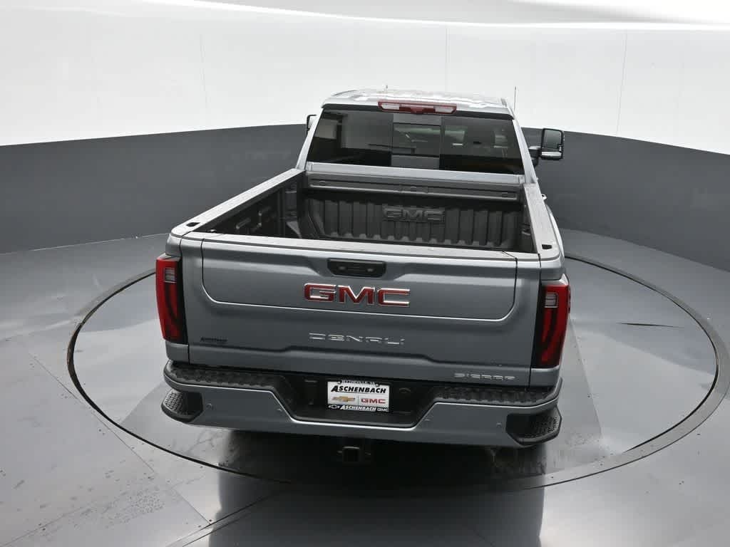 2025 GMC Sierra 2500HD 4WD Crew Cab Standard Bed Denali