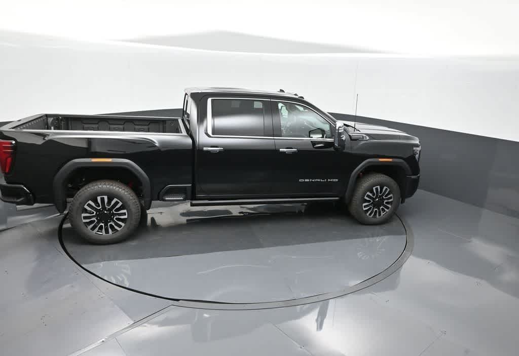 2025 GMC Sierra 2500HD 4WD Crew Cab Standard Bed Denali Ultimate