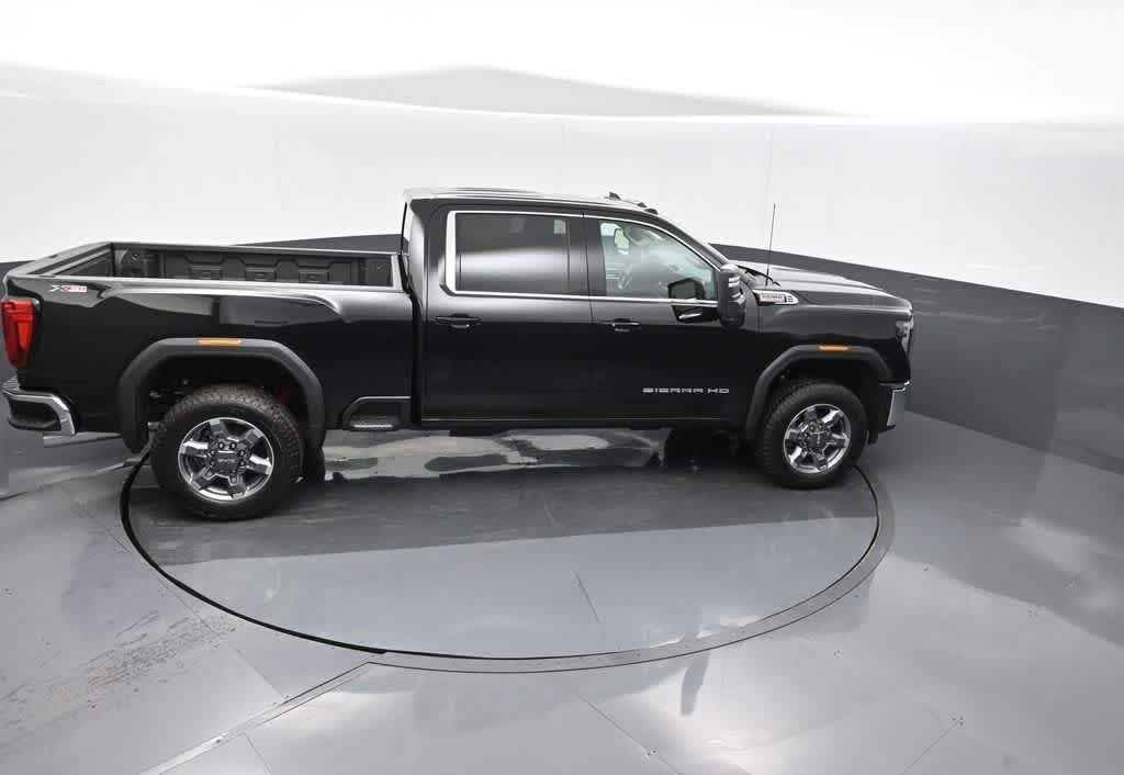 2025 GMC Sierra 2500HD 4WD Crew Cab Standard Bed SLE