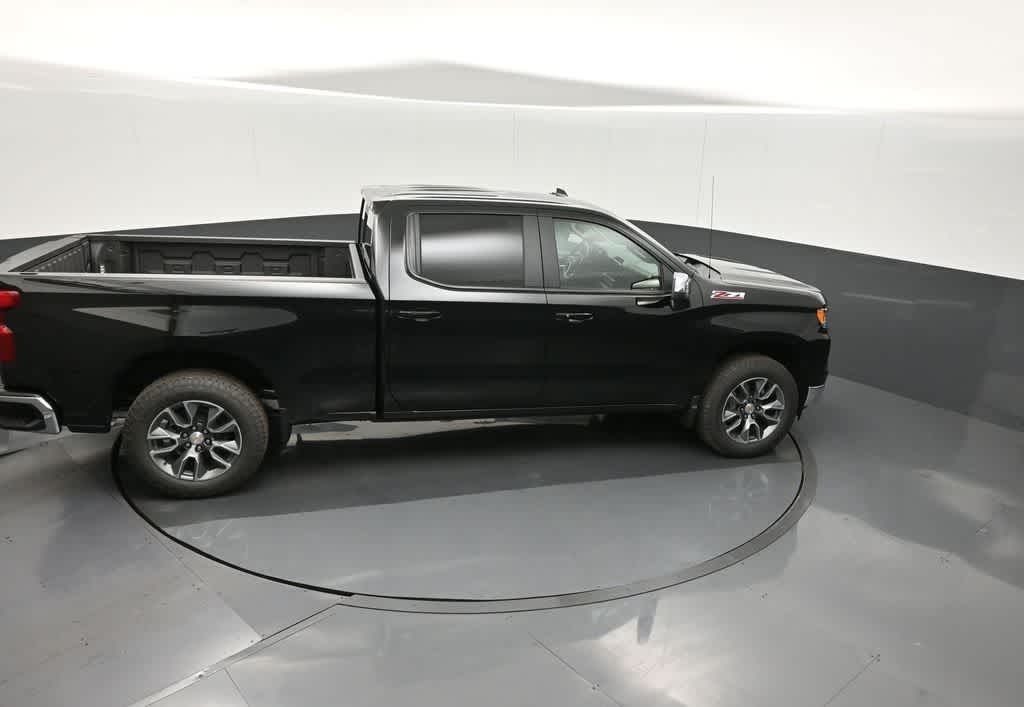 2026 Chevrolet Silverado 1500 4WD Crew Cab Standard Bed LT