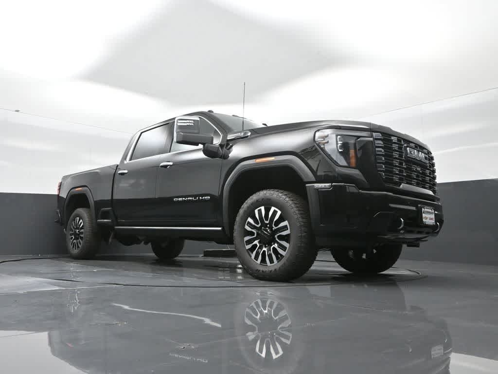 2025 GMC Sierra 2500HD 4WD Crew Cab Standard Bed Denali Ultimate