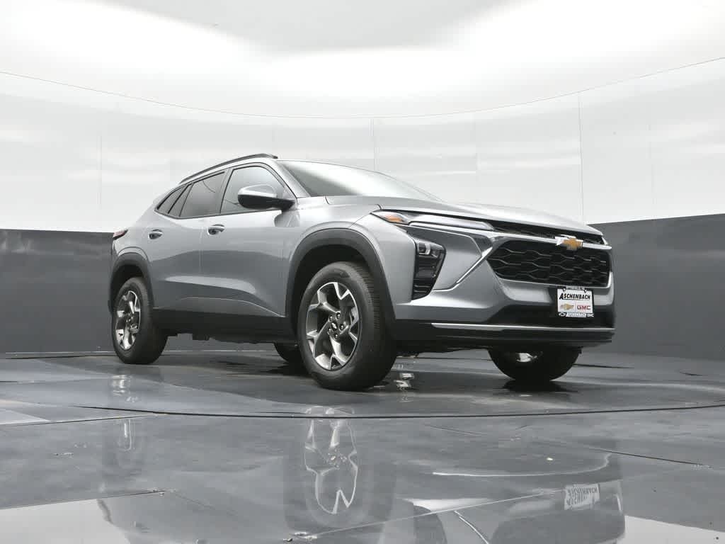 2025 Chevrolet Trax FWD LT