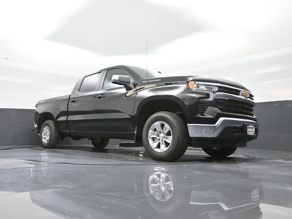 2026 Chevrolet Silverado 1500 4WD Crew Cab Standard Bed LT