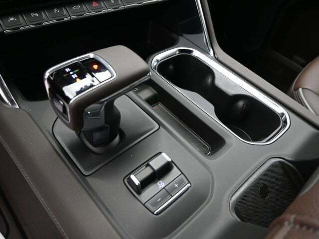 2025 GMC Sierra 1500 4WD Crew Cab Short Box Denali