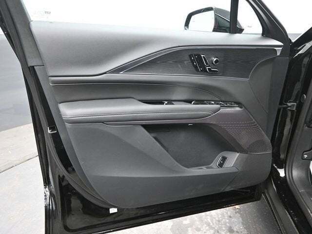 2025 Cadillac LYRIQ Luxury w/1SC
