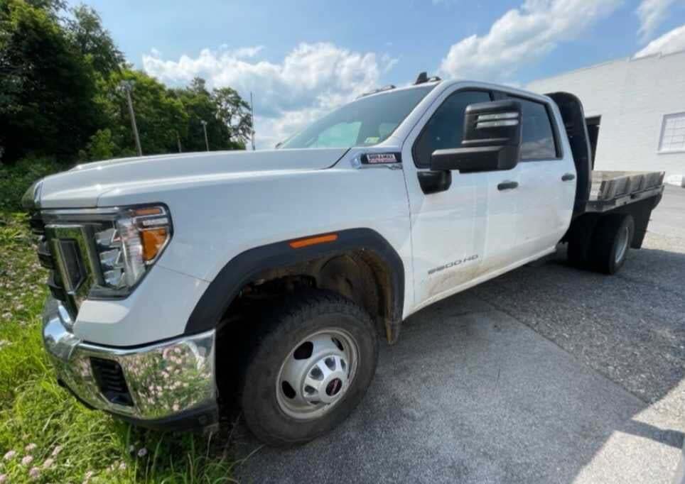 2021 GMC Sierra 3500HD Chassis 