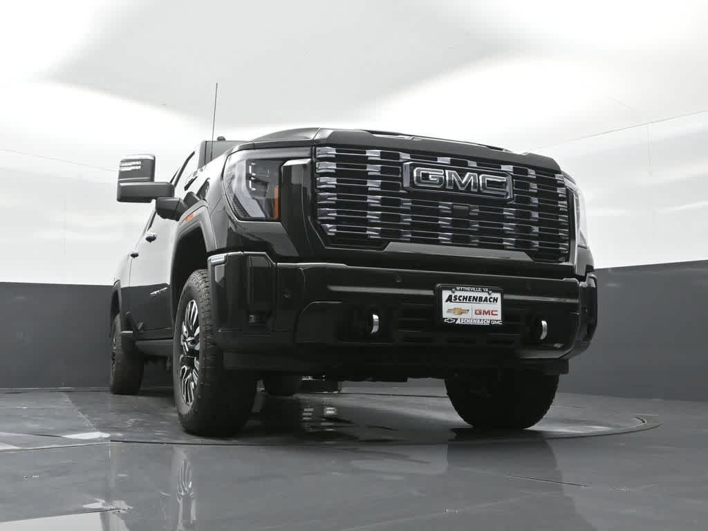 2025 GMC Sierra 2500HD 4WD Crew Cab Standard Bed Denali Ultimate