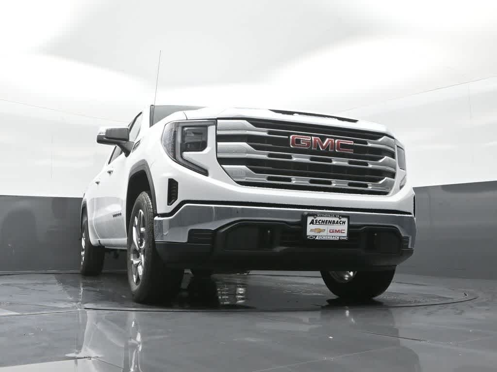 2025 GMC Sierra 1500 4WD Crew Cab Standard Box SLE