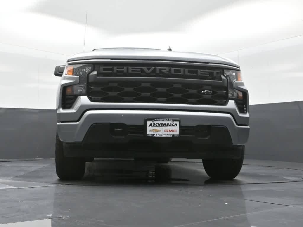 2026 Chevrolet Silverado 1500 4WD Crew Cab Standard Bed Custom