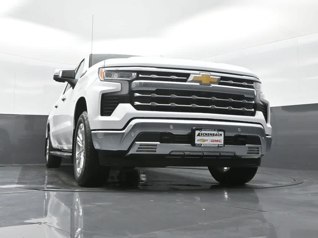 2023 Chevrolet Silverado 1500 4WD Crew Cab Standard Bed LTZ