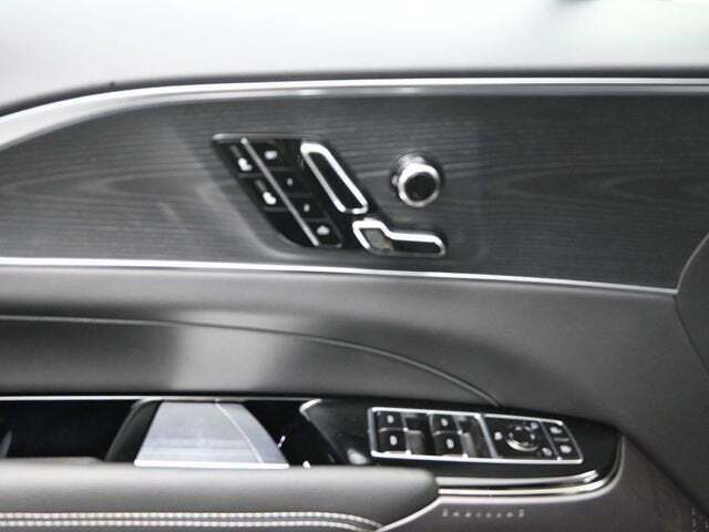2025 Cadillac LYRIQ Luxury w/1SC