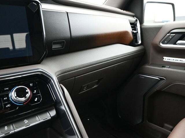 2025 GMC Sierra 1500 4WD Crew Cab Short Box Denali
