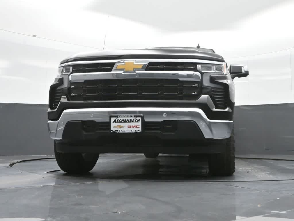 2026 Chevrolet Silverado 1500 4WD Crew Cab Standard Bed LT