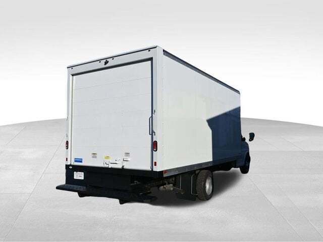 2023 GMC Savana Cutaway 4500 Van