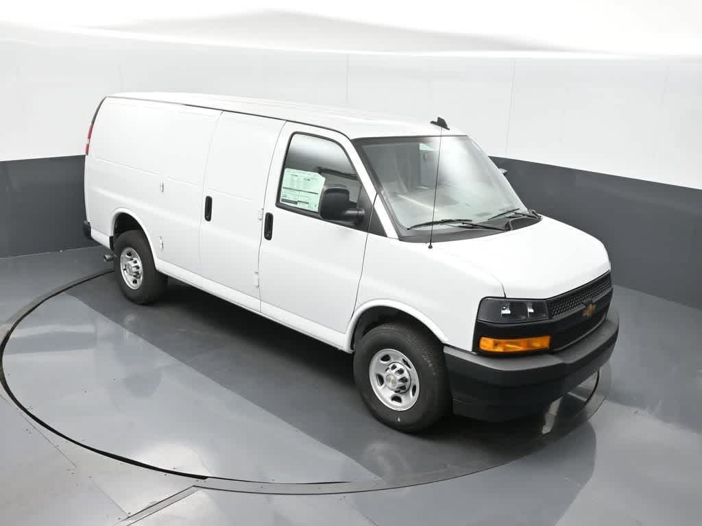 2024 Chevrolet Express Cargo RWD 2500 Regular Wheelbase WT