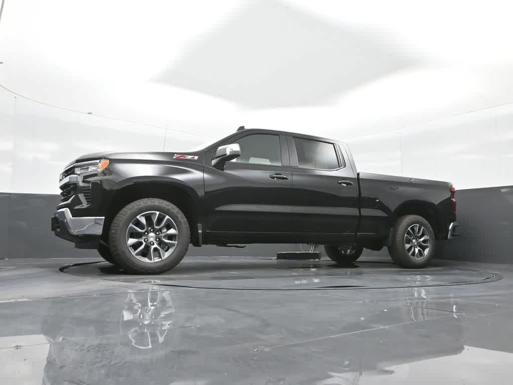 2026 Chevrolet Silverado 1500 4WD Crew Cab Standard Bed LT