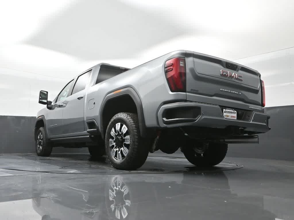 2025 GMC Sierra 2500HD 4WD Crew Cab Standard Bed Denali