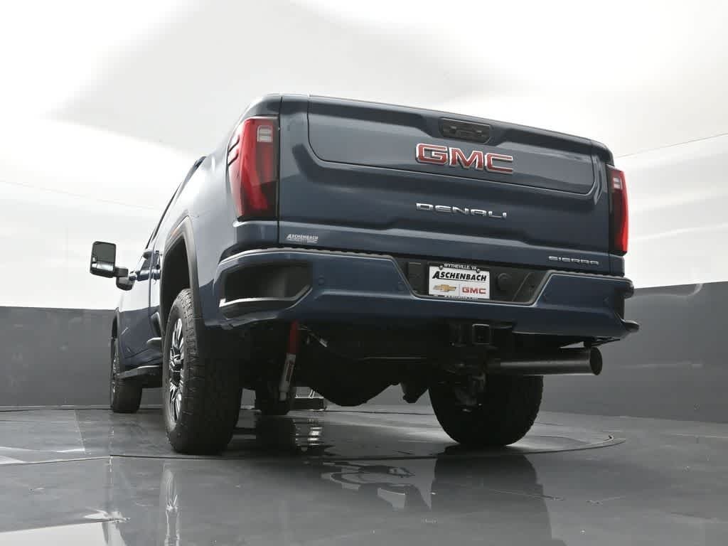 2025 GMC Sierra 2500HD 4WD Crew Cab Standard Bed Denali