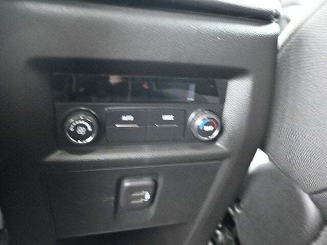2023 Chevrolet Traverse AWD LT Cloth