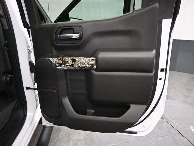 2023 Chevrolet Silverado 1500 4WD Crew Cab Short Bed Custom Trail Boss