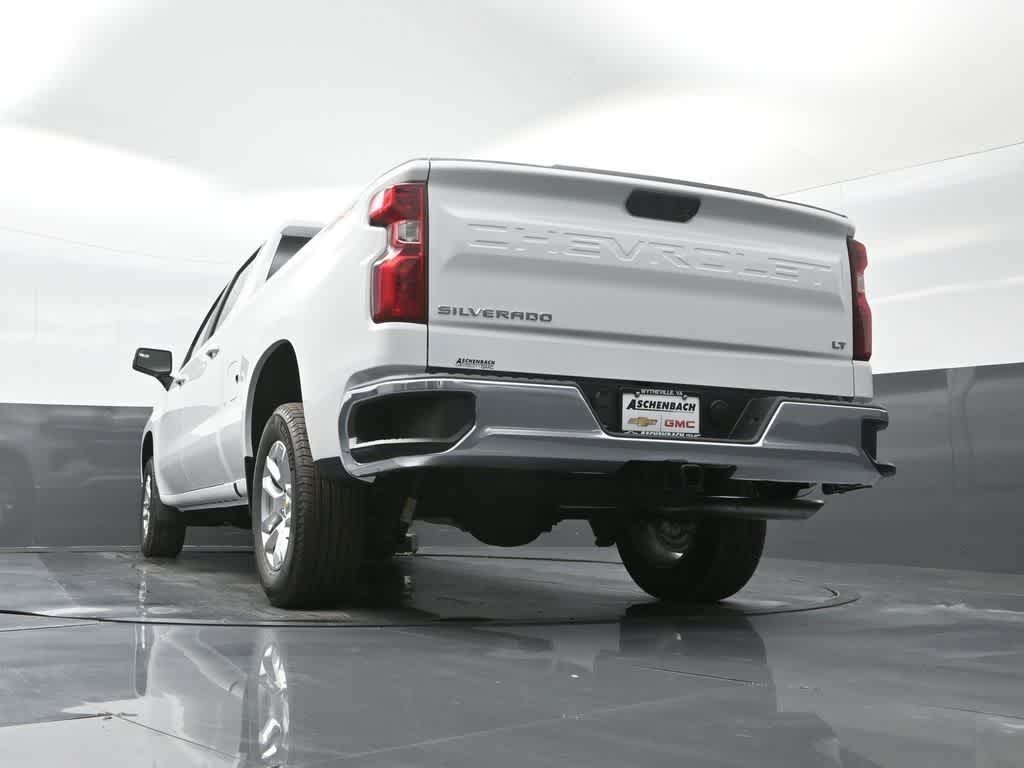 2026 Chevrolet Silverado 1500 4WD Crew Cab Standard Bed LT