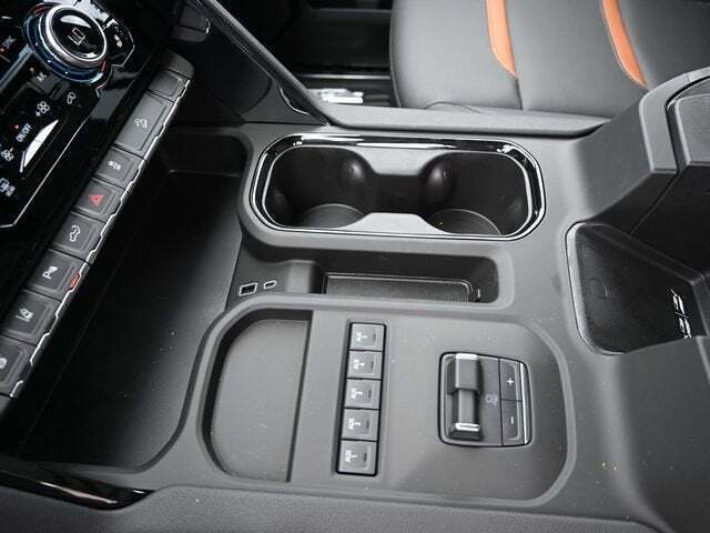 2025 GMC Sierra 2500HD 4WD Crew Cab Standard Bed AT4