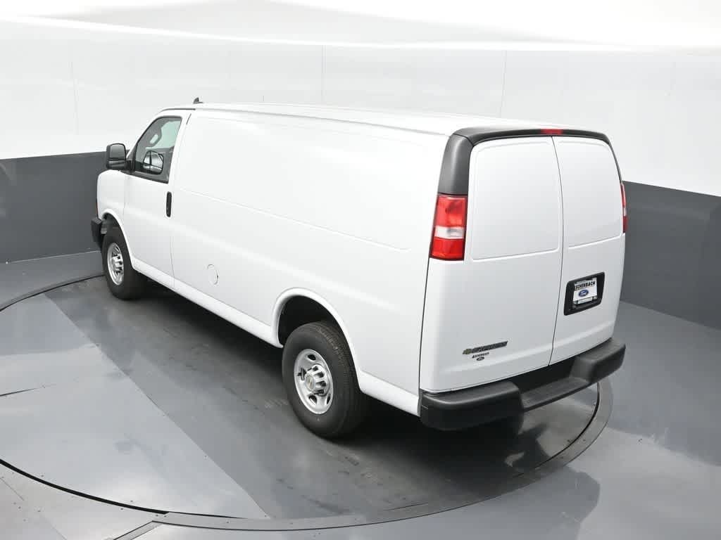 2024 Chevrolet Express Cargo RWD 2500 Regular Wheelbase WT