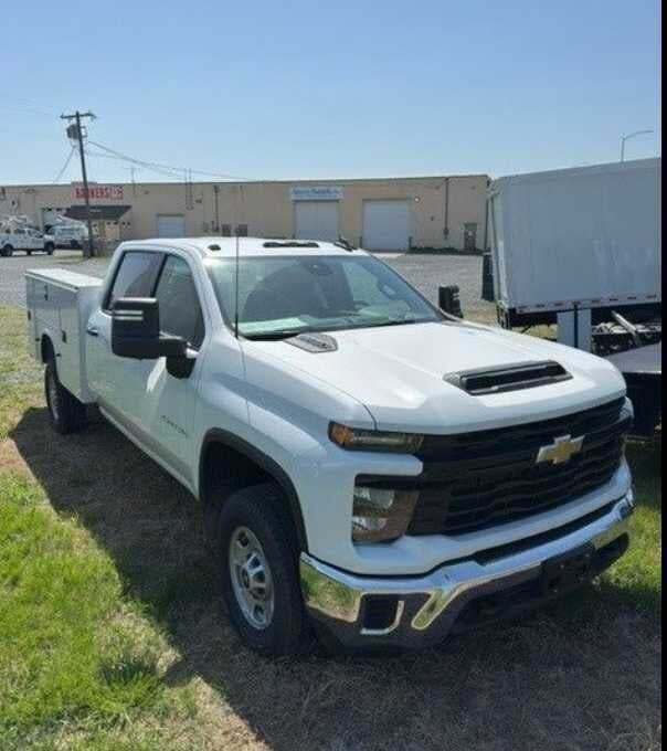 2024 Chevrolet Silverado 2500HD 4WD Crew Cab Long Bed Work Truck