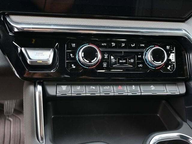 2025 GMC Sierra 2500HD 4WD Crew Cab Standard Bed Denali