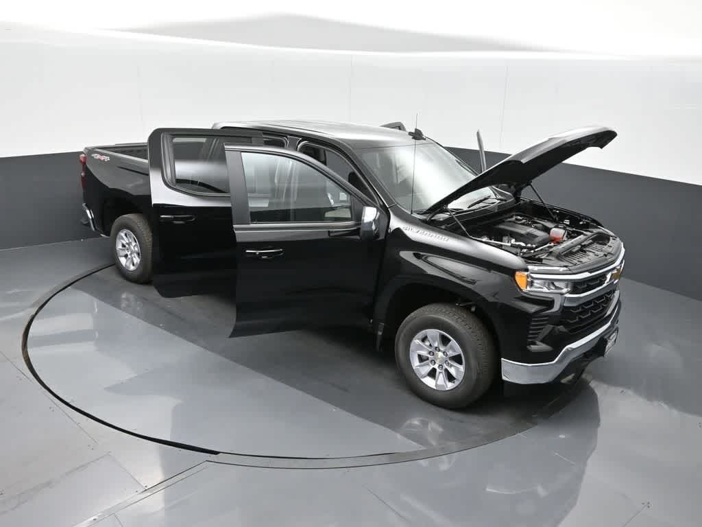 2026 Chevrolet Silverado 1500 4WD Crew Cab Standard Bed LT
