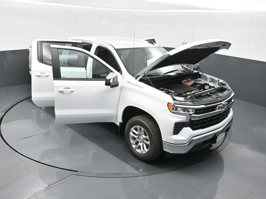 2026 Chevrolet Silverado 1500 4WD Crew Cab Standard Bed LT