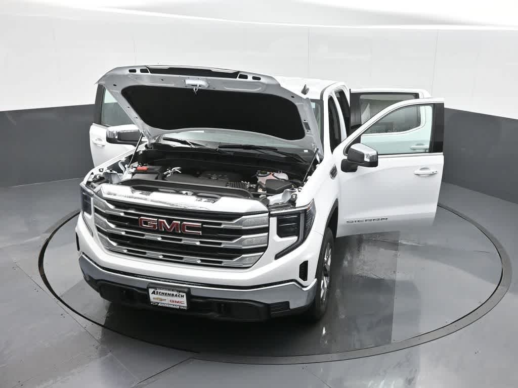 2025 GMC Sierra 1500 4WD Crew Cab Standard Box SLE