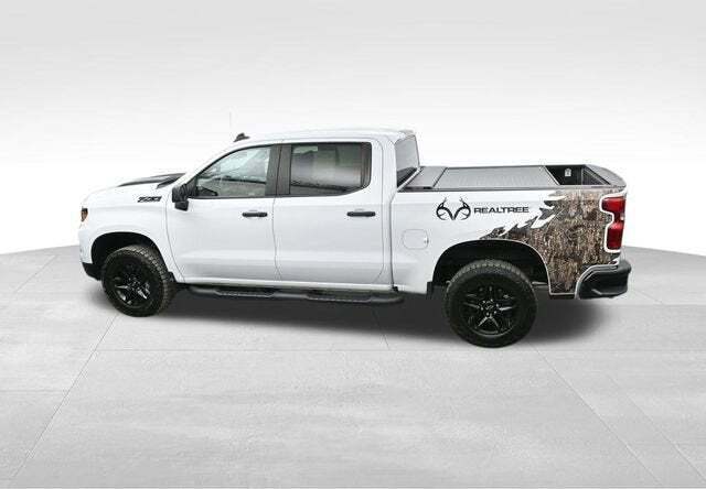 2023 Chevrolet Silverado 1500 4WD Crew Cab Short Bed Custom Trail Boss