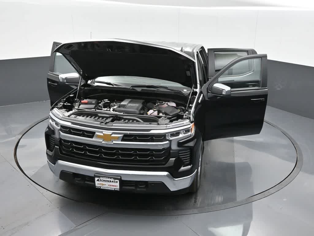 2026 Chevrolet Silverado 1500 4WD Crew Cab Standard Bed LT